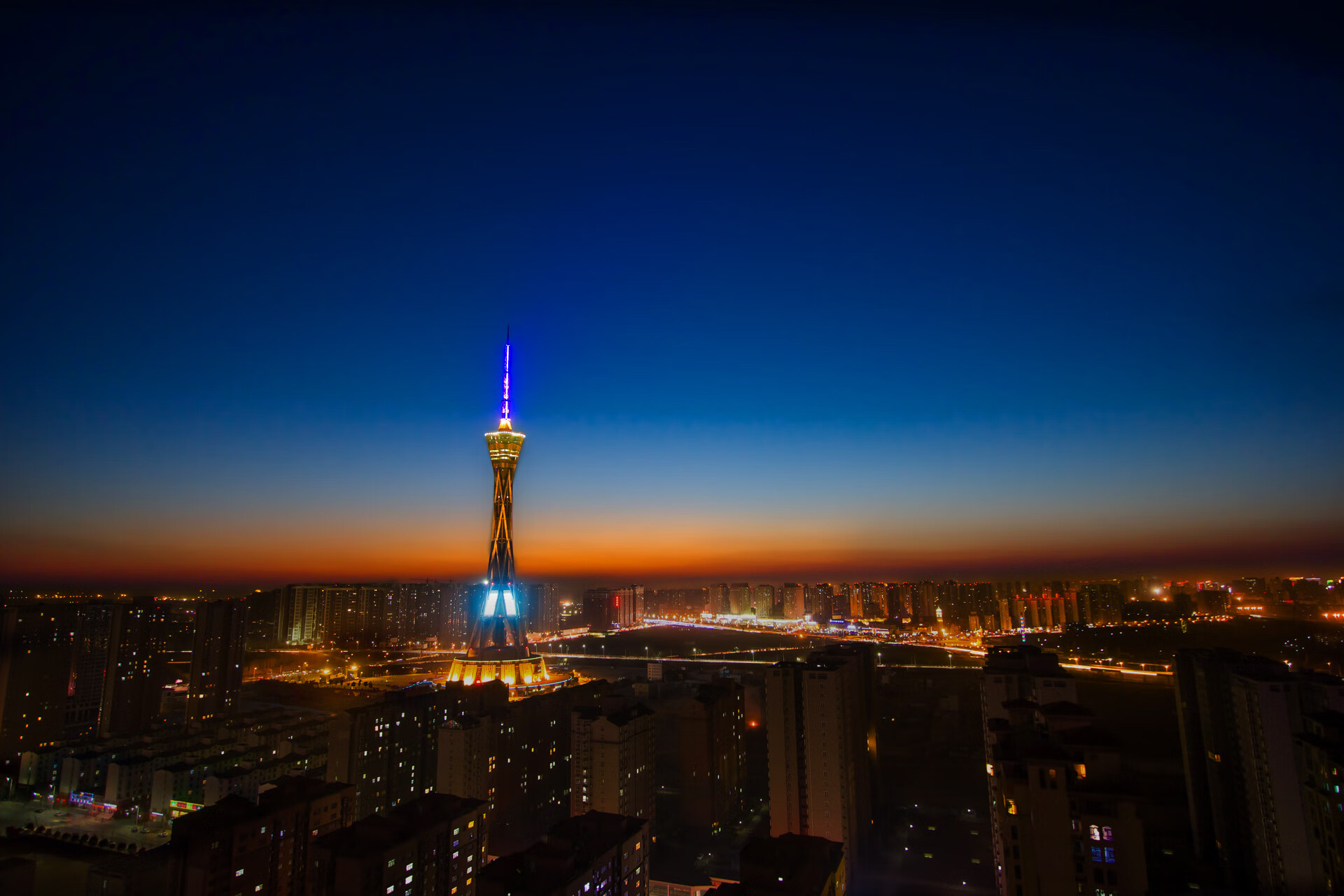 未来趋势：足球俱乐部的商业化新格局，足球俱乐部的发展方向